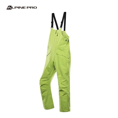 I pantaloni da snowboard hanno la cintura regolabile?